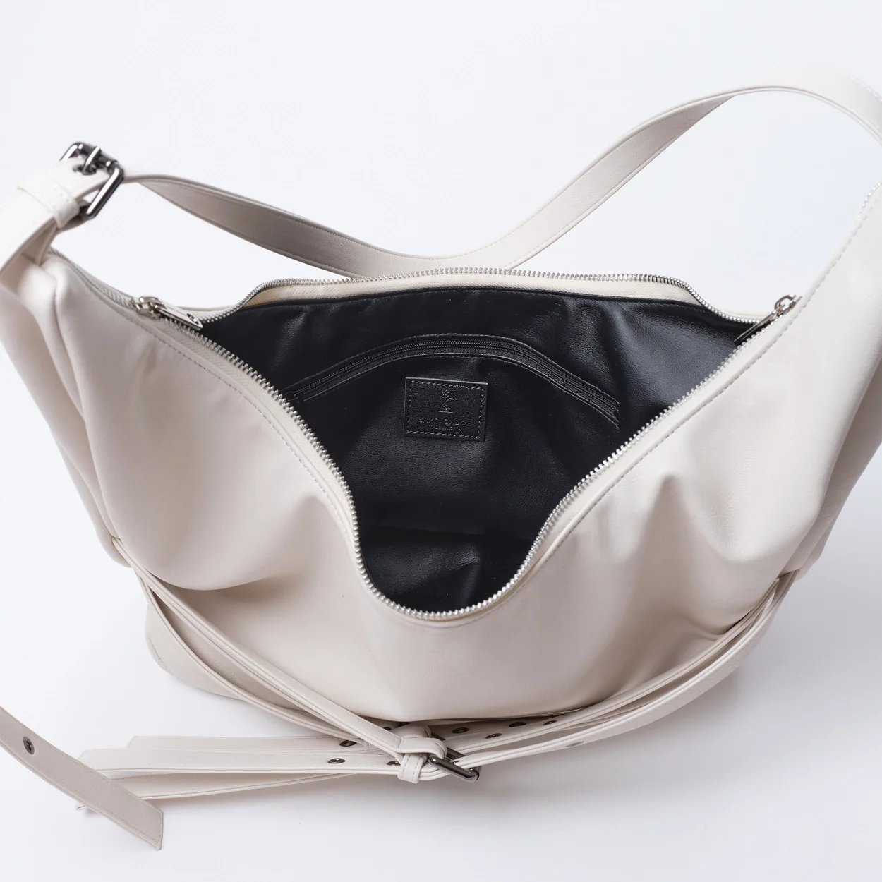 belt apple sling bag L nappa ivory - Image 4
