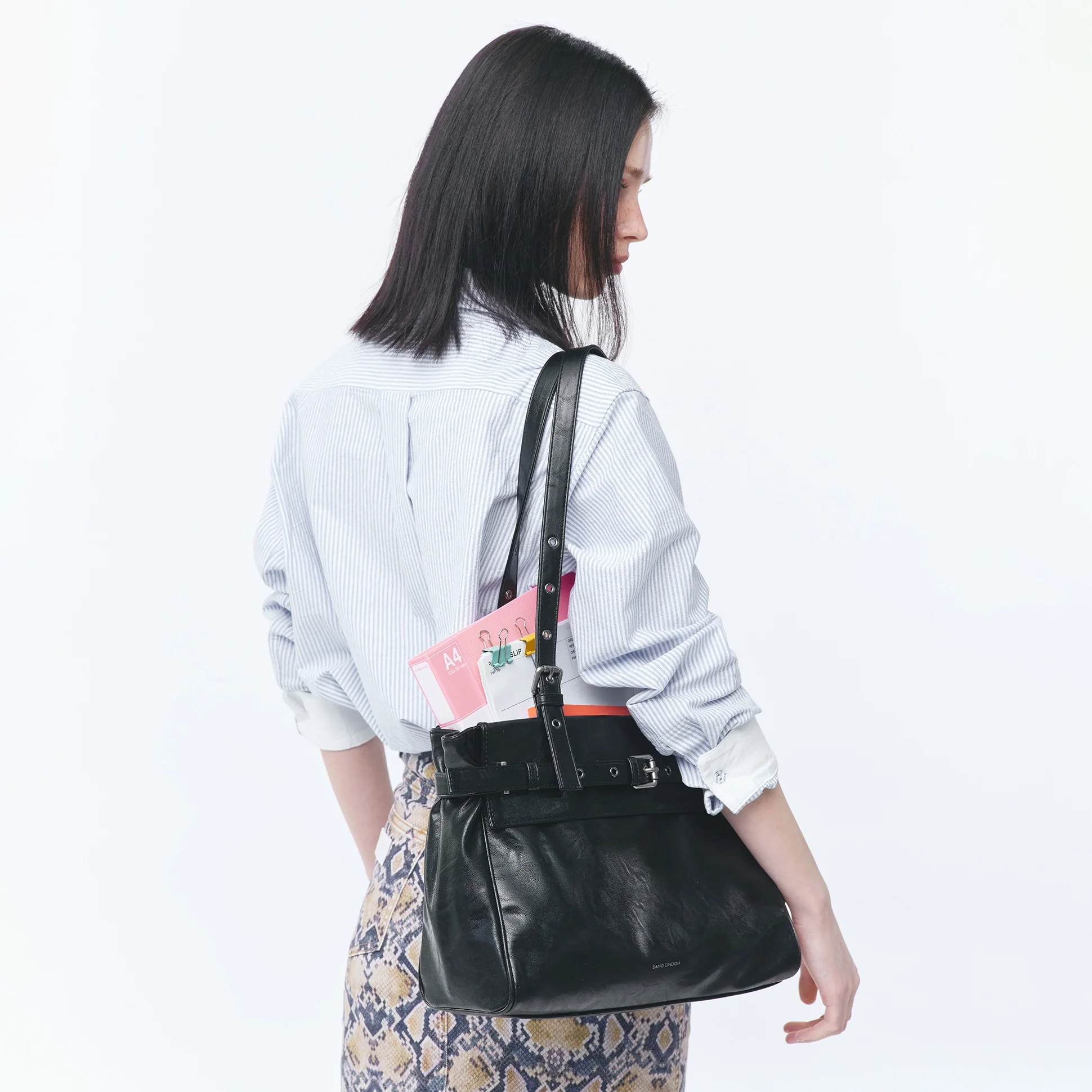 (restock soon) belt flap bag M baked black - Image 6