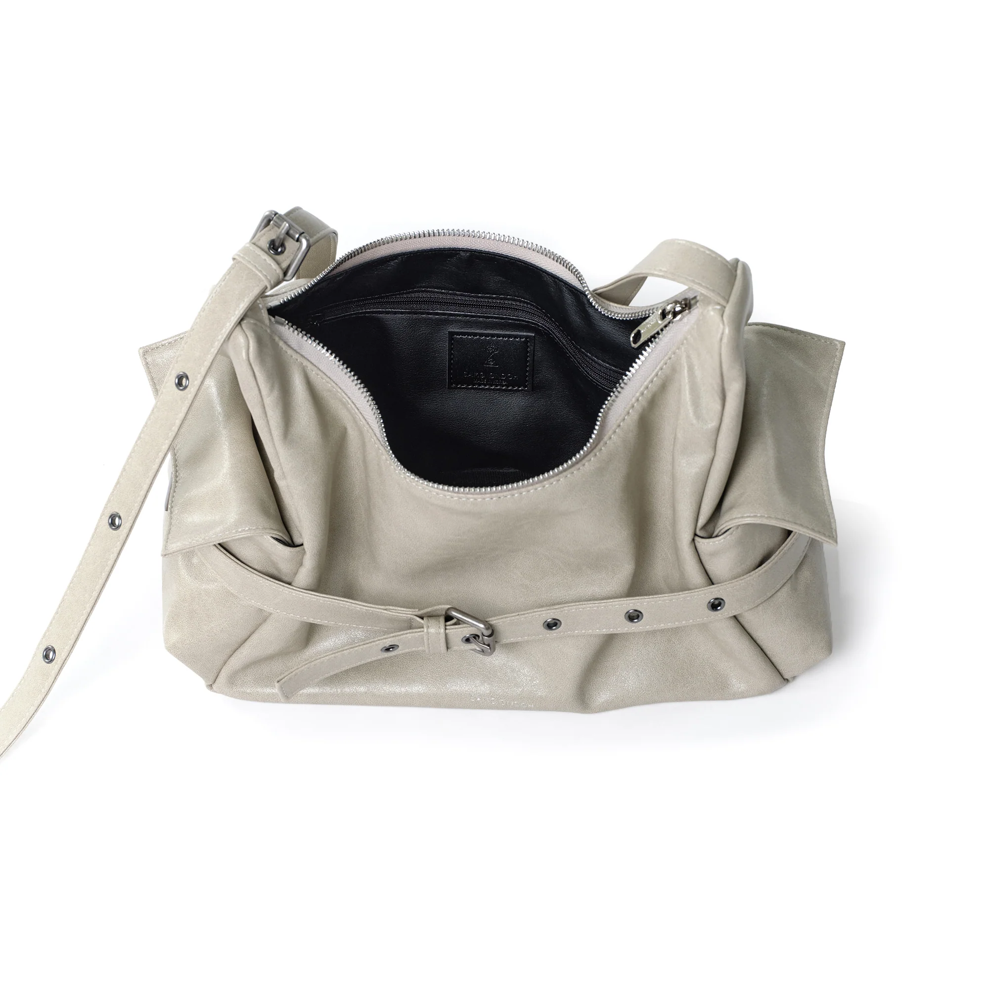 (restock May 11) belt mondo bag M veg cream - Image 7