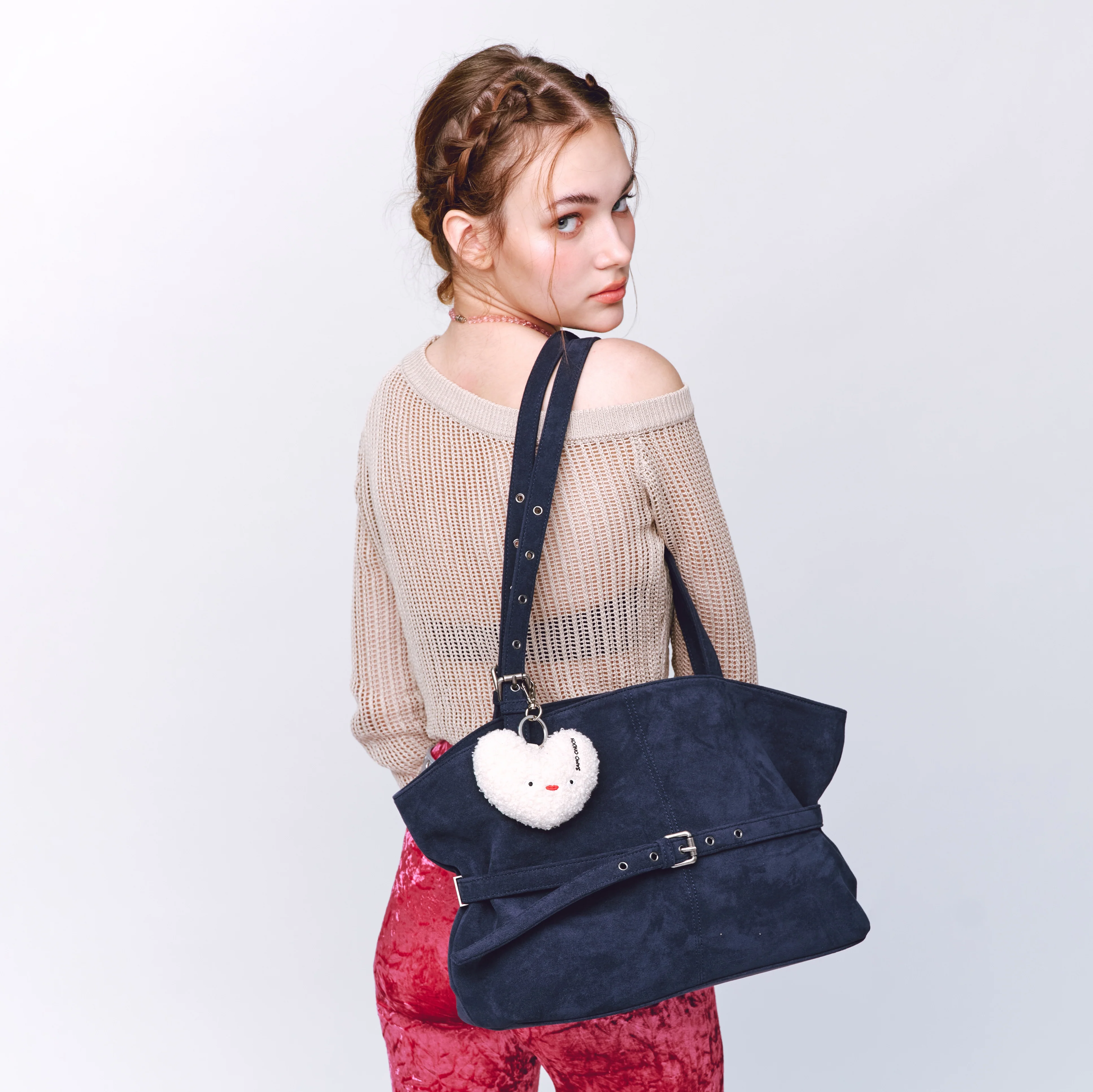 le belt bag L suede navy - Image 6