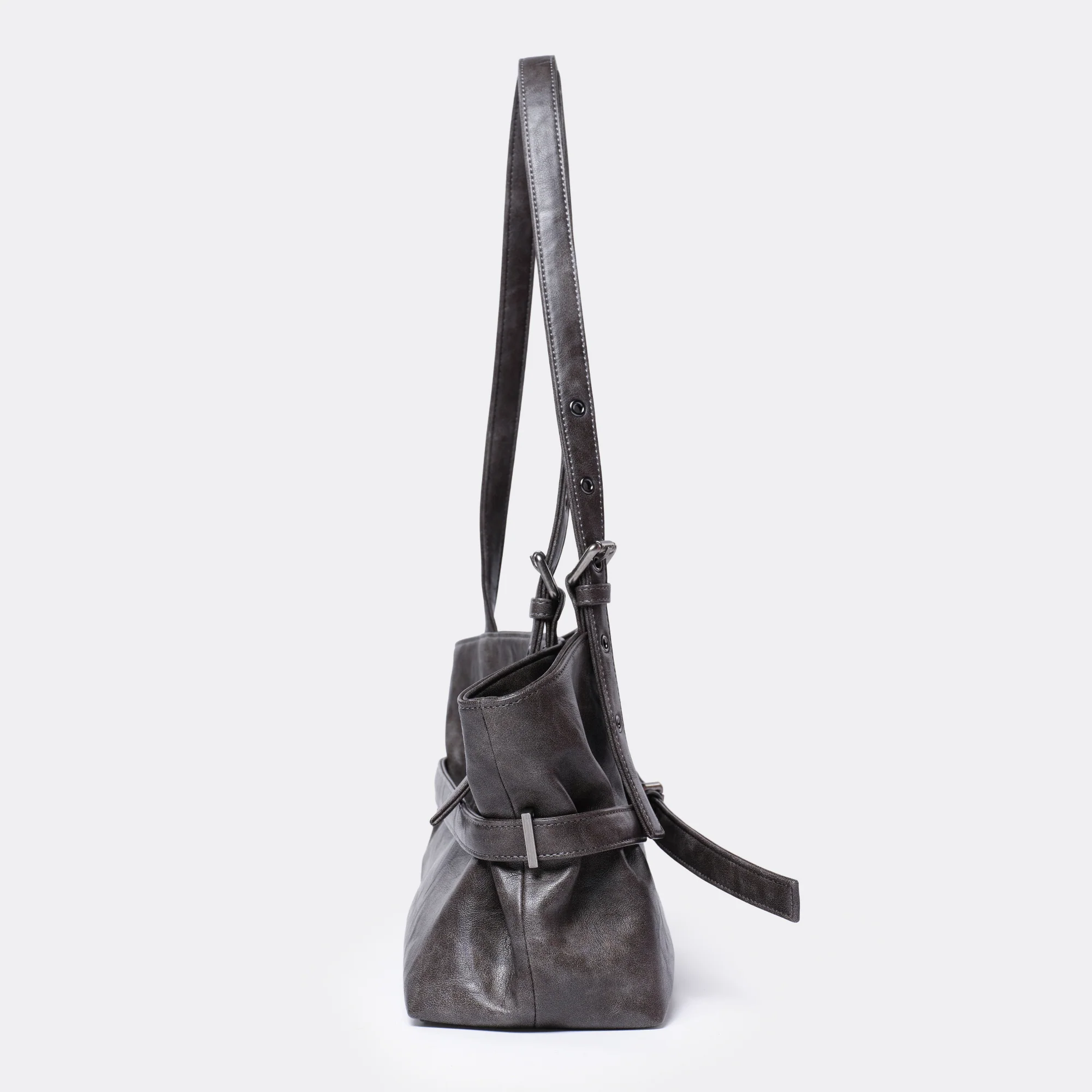 le belt bag M baked gray - Image 3