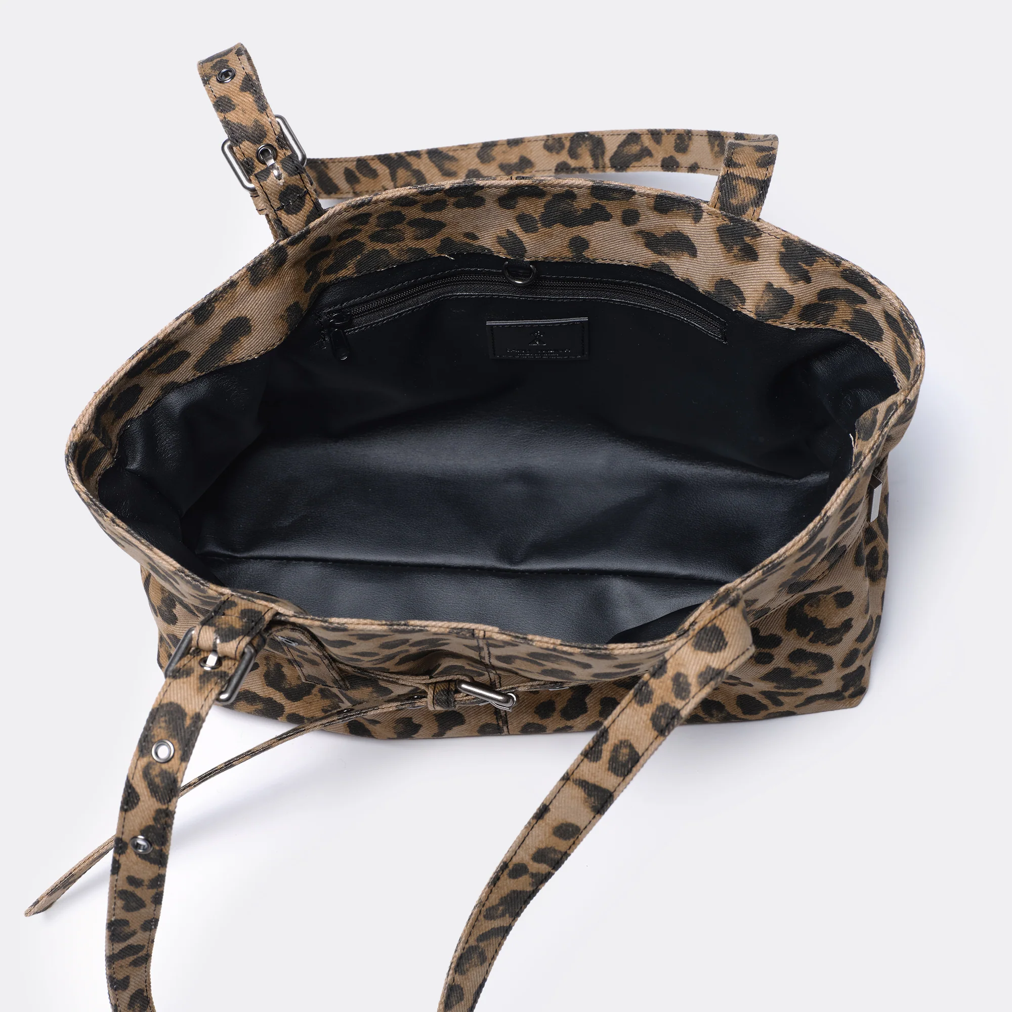 le belt bag M denim leopard - Image 4