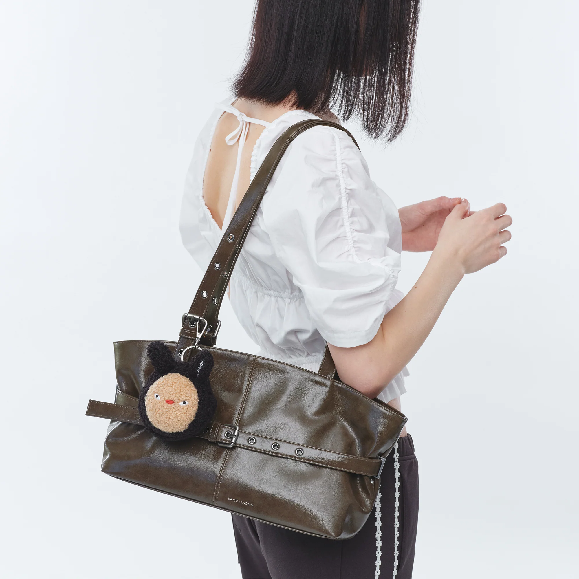 le belt bag M vampire coffeemilk - Image 2