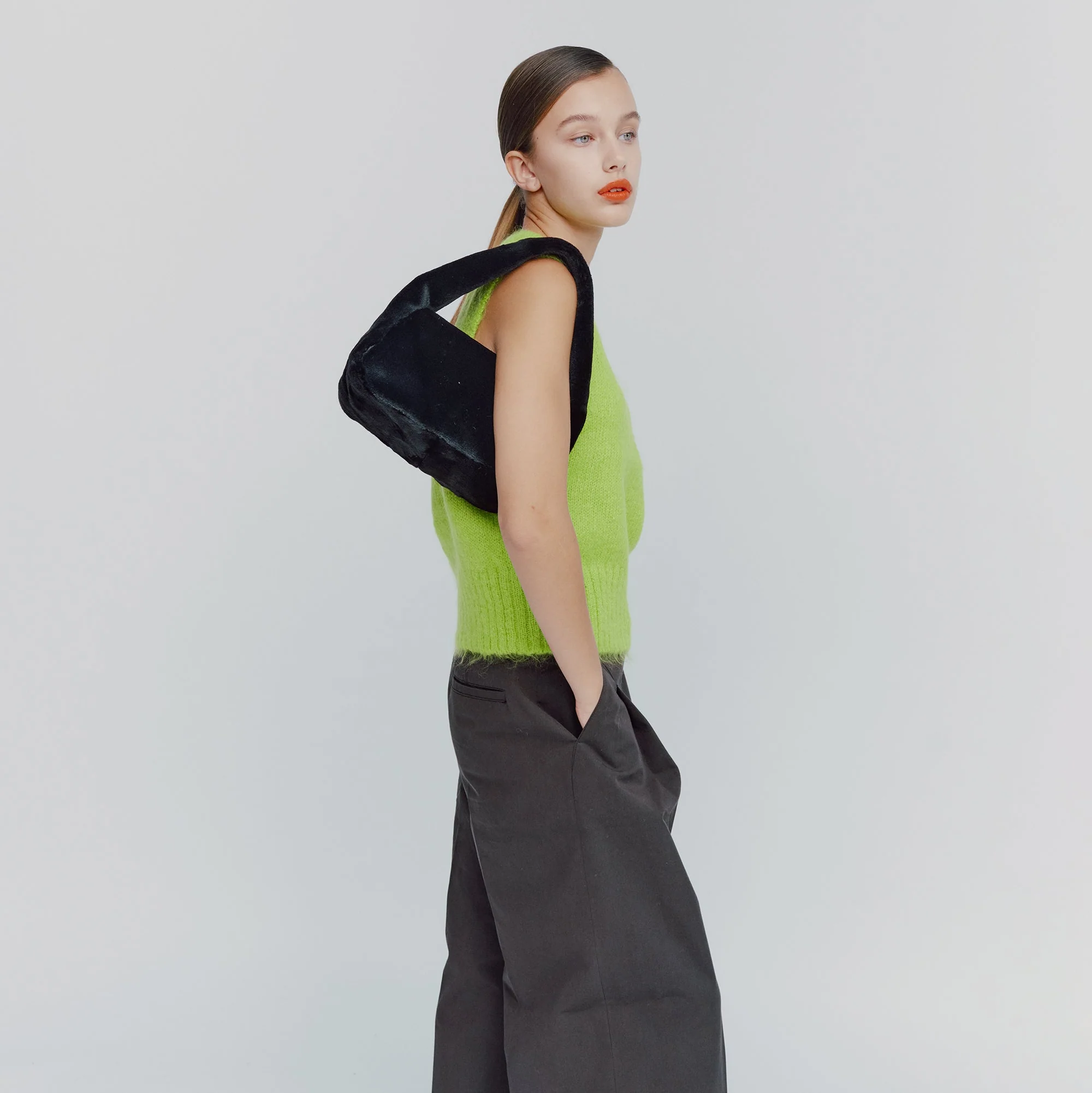 mug bag M eco fur black - Image 5