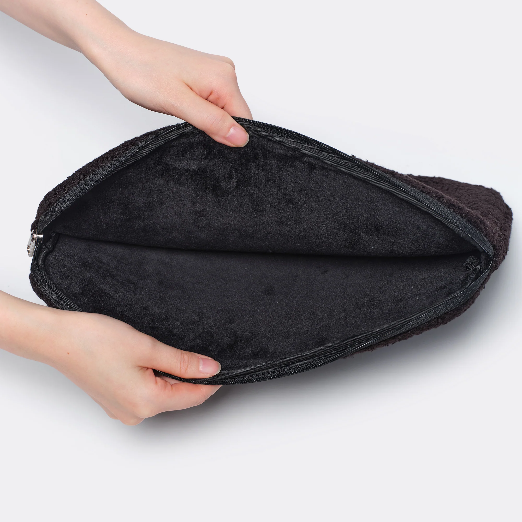 nemoyom laptop case 14inch eco shearling black - Image 3