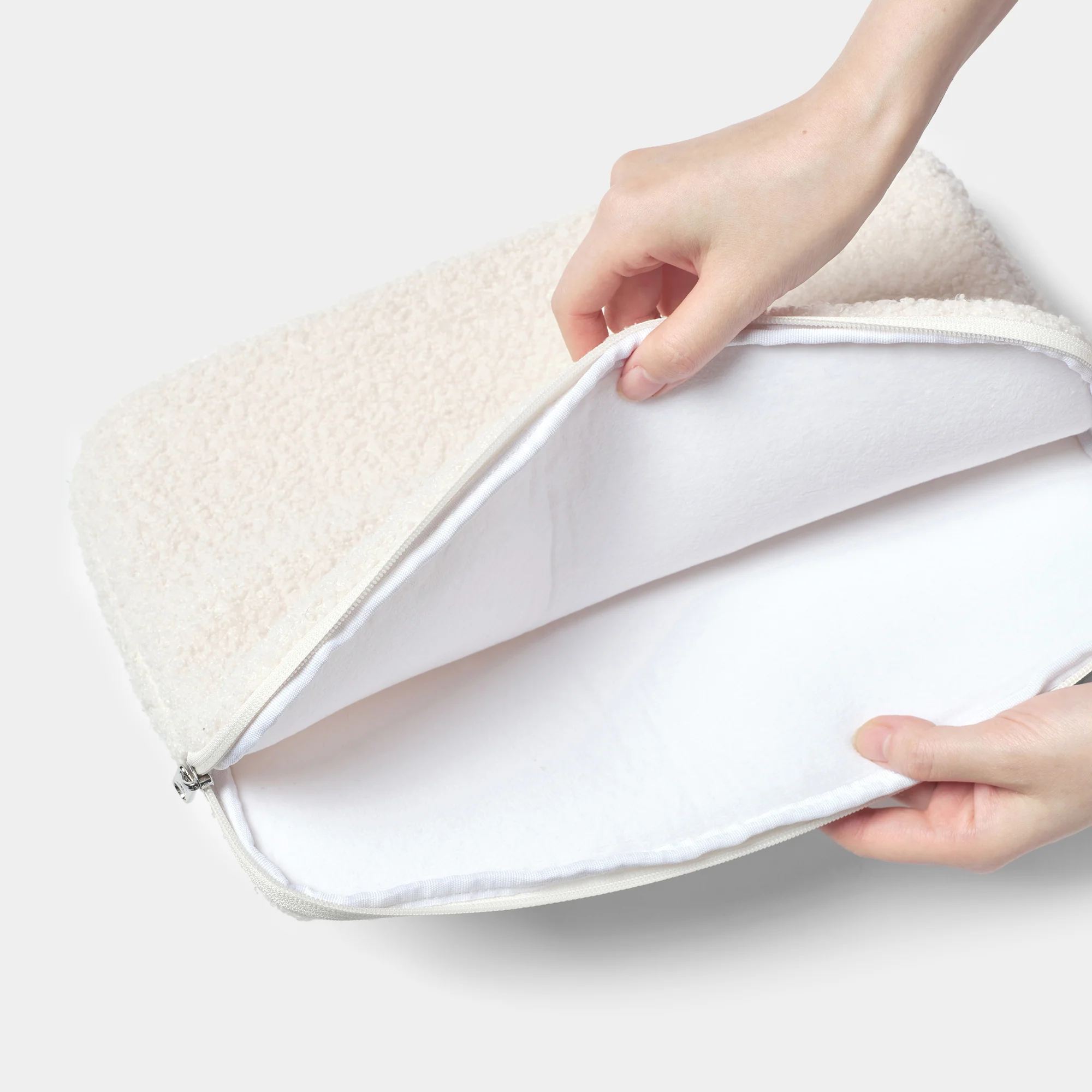 nemoyom laptop case 14inch eco shearling ivory - Image 4