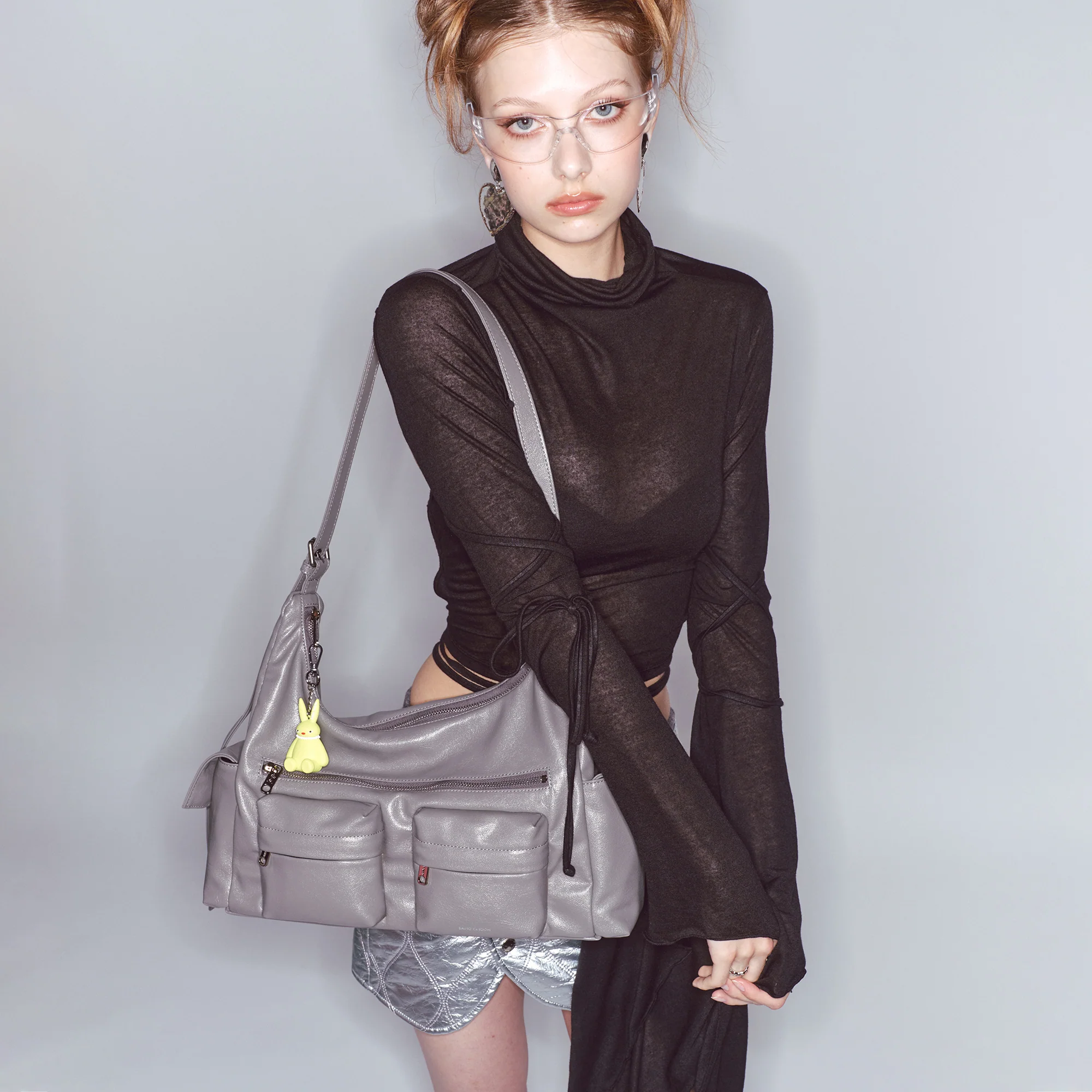 pocket mug bag L goat gray - Image 4