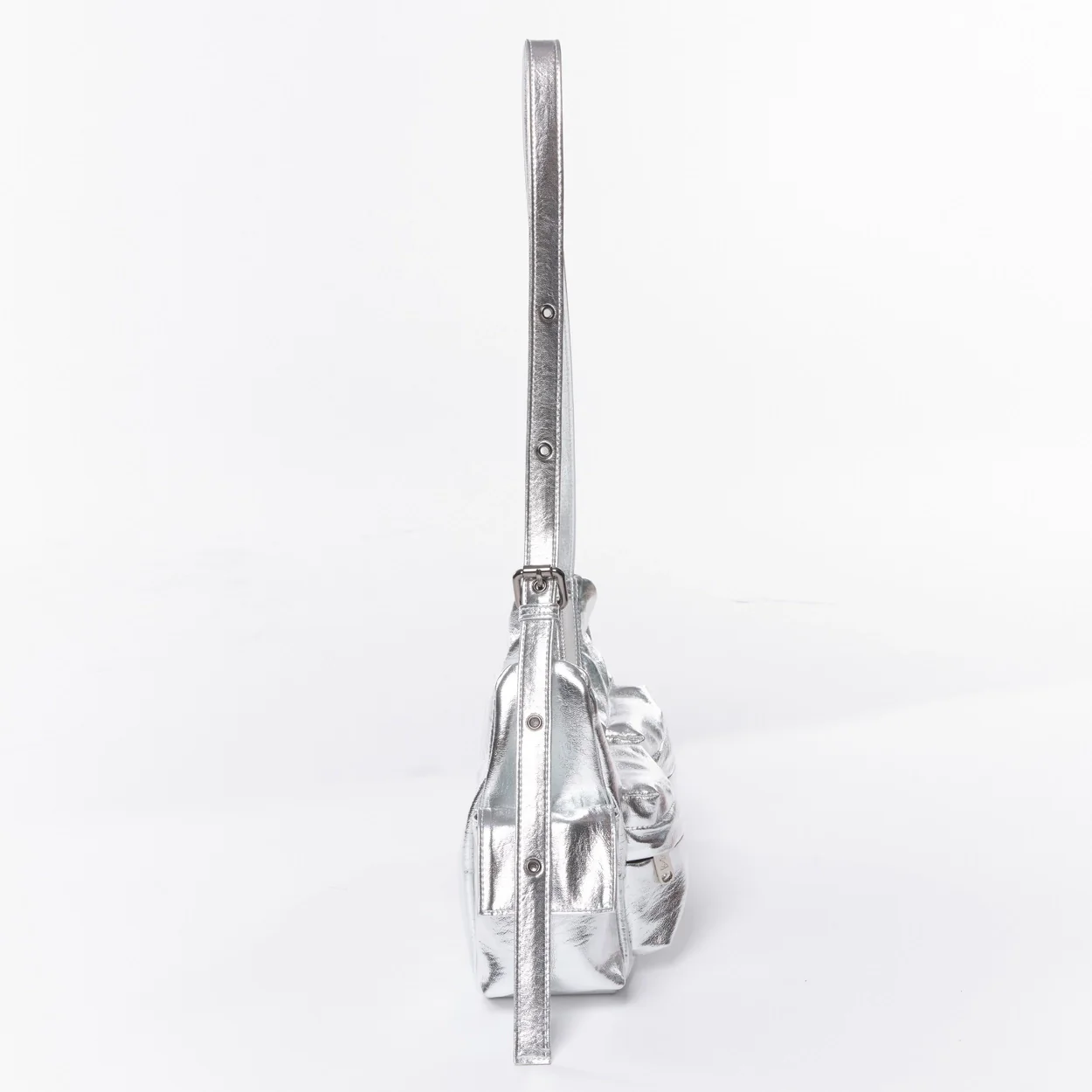 pocket mug bag M nappa silver - Image 7