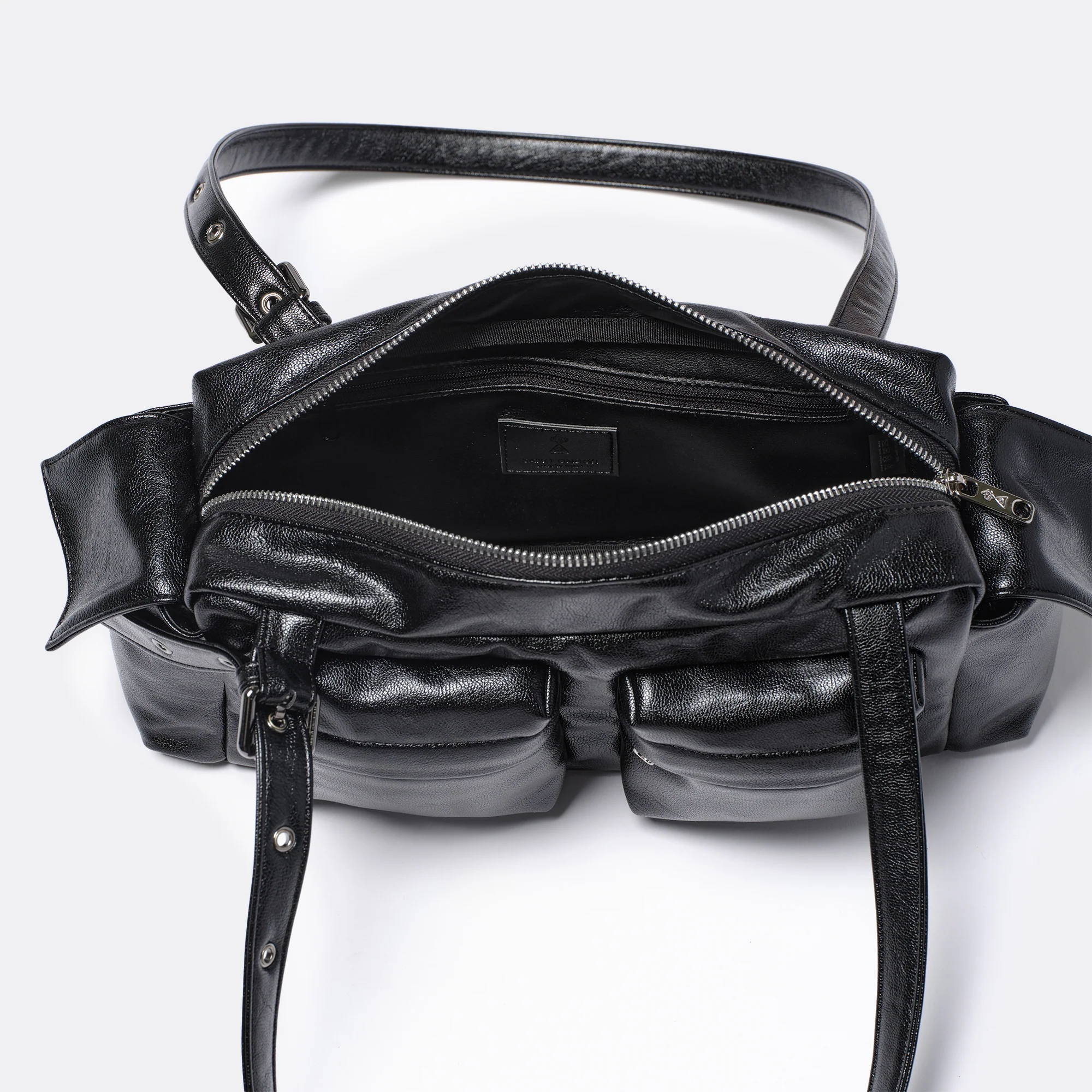 pocket utility bag M goat black - Image 4