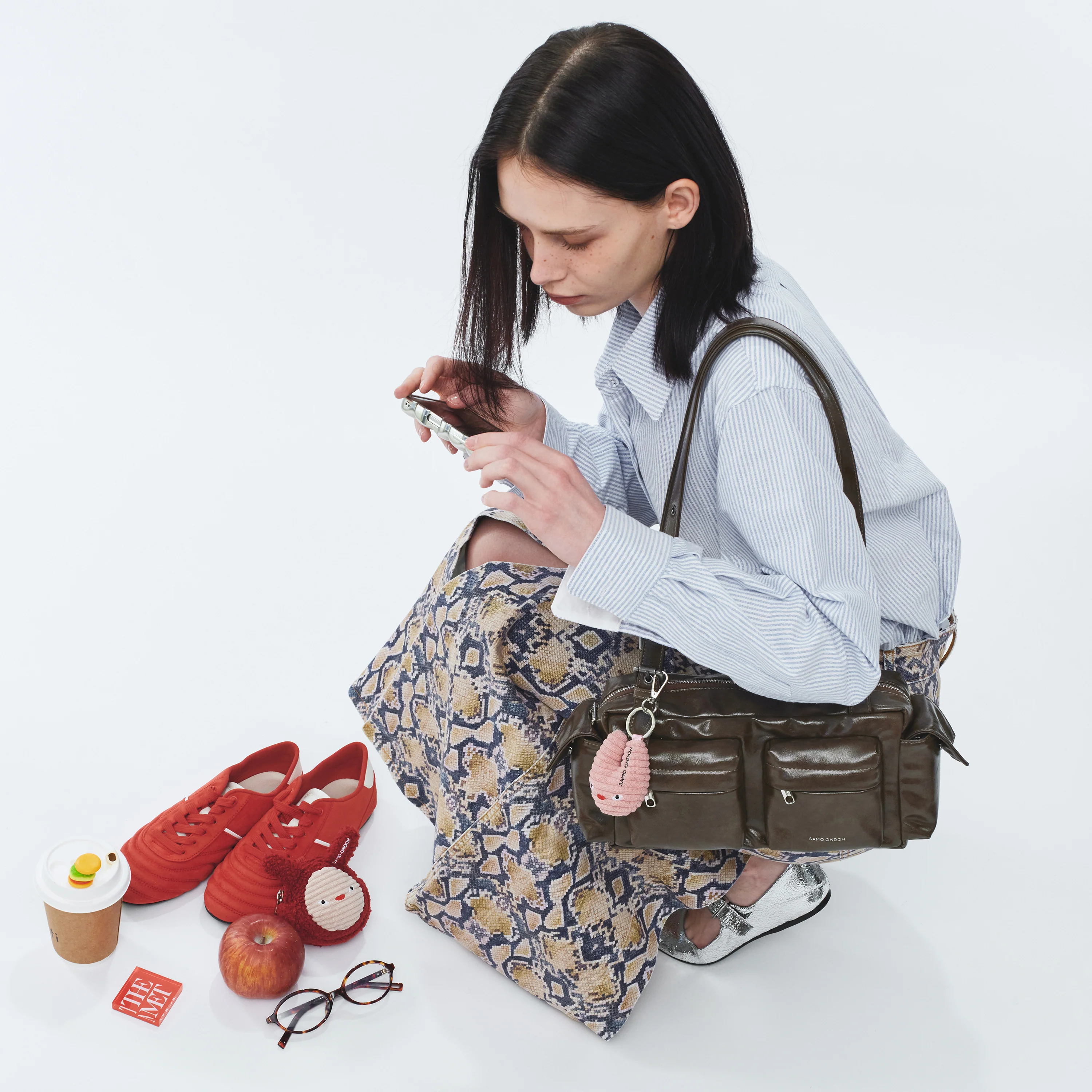 pocket utility bag M vampire coffeemilk - Image 3