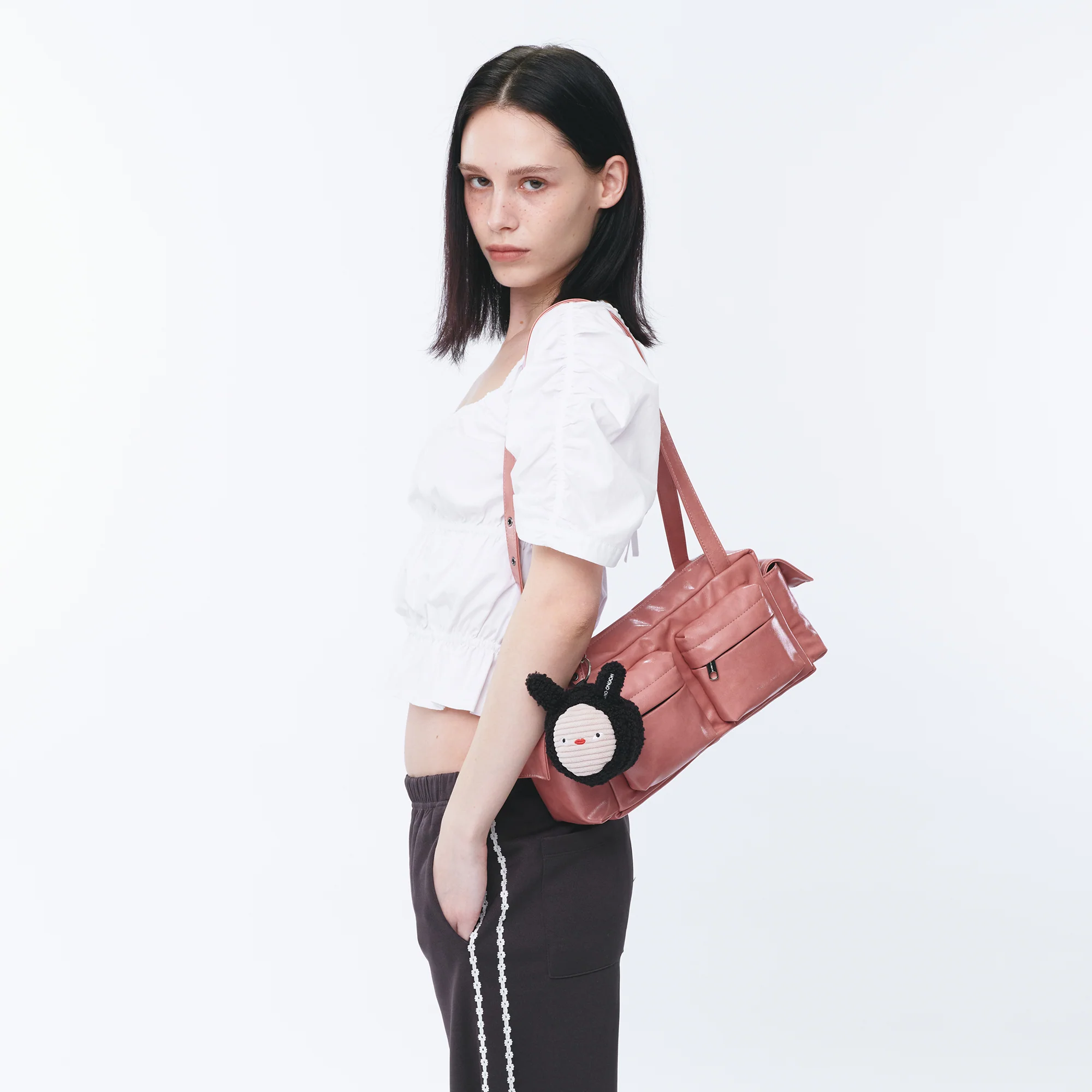 pocket utility bag M vampire pink - Image 5