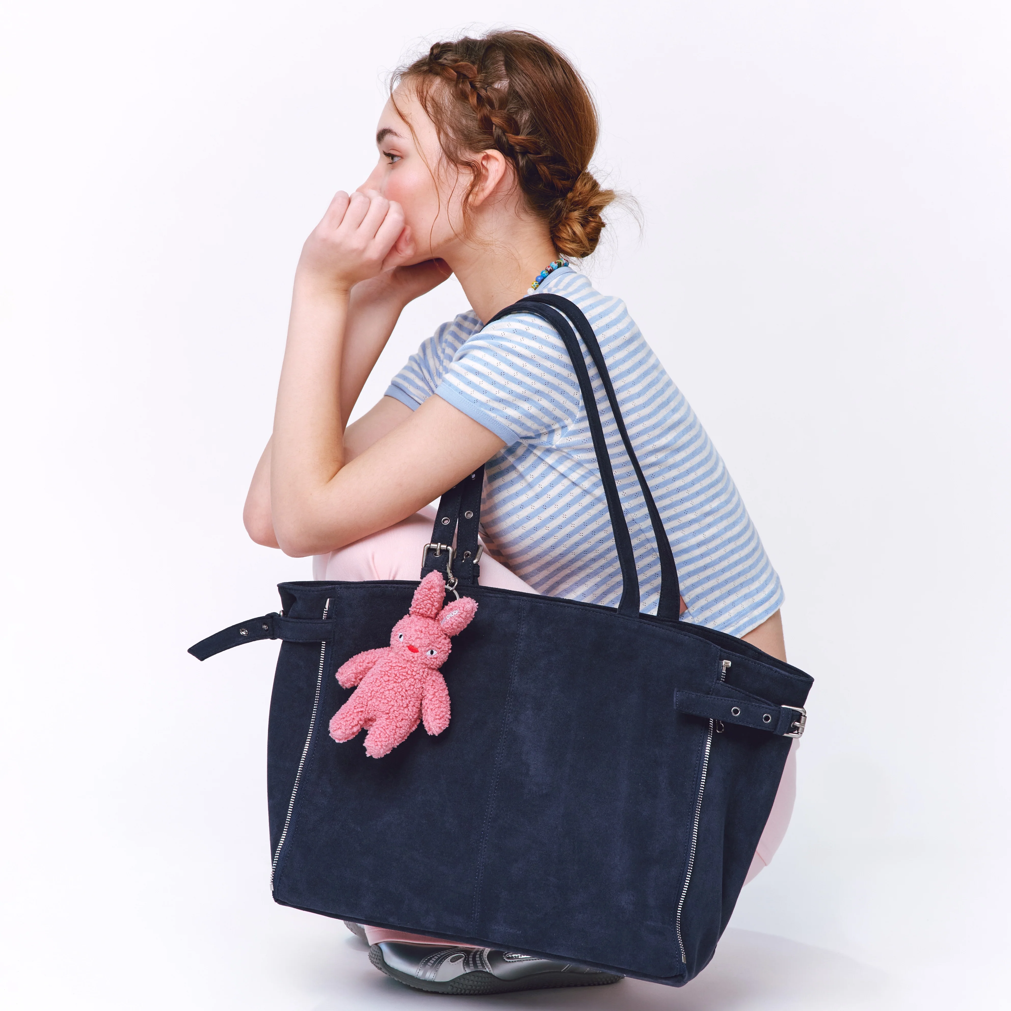 zipper shopper bag L suede navy - Image 8